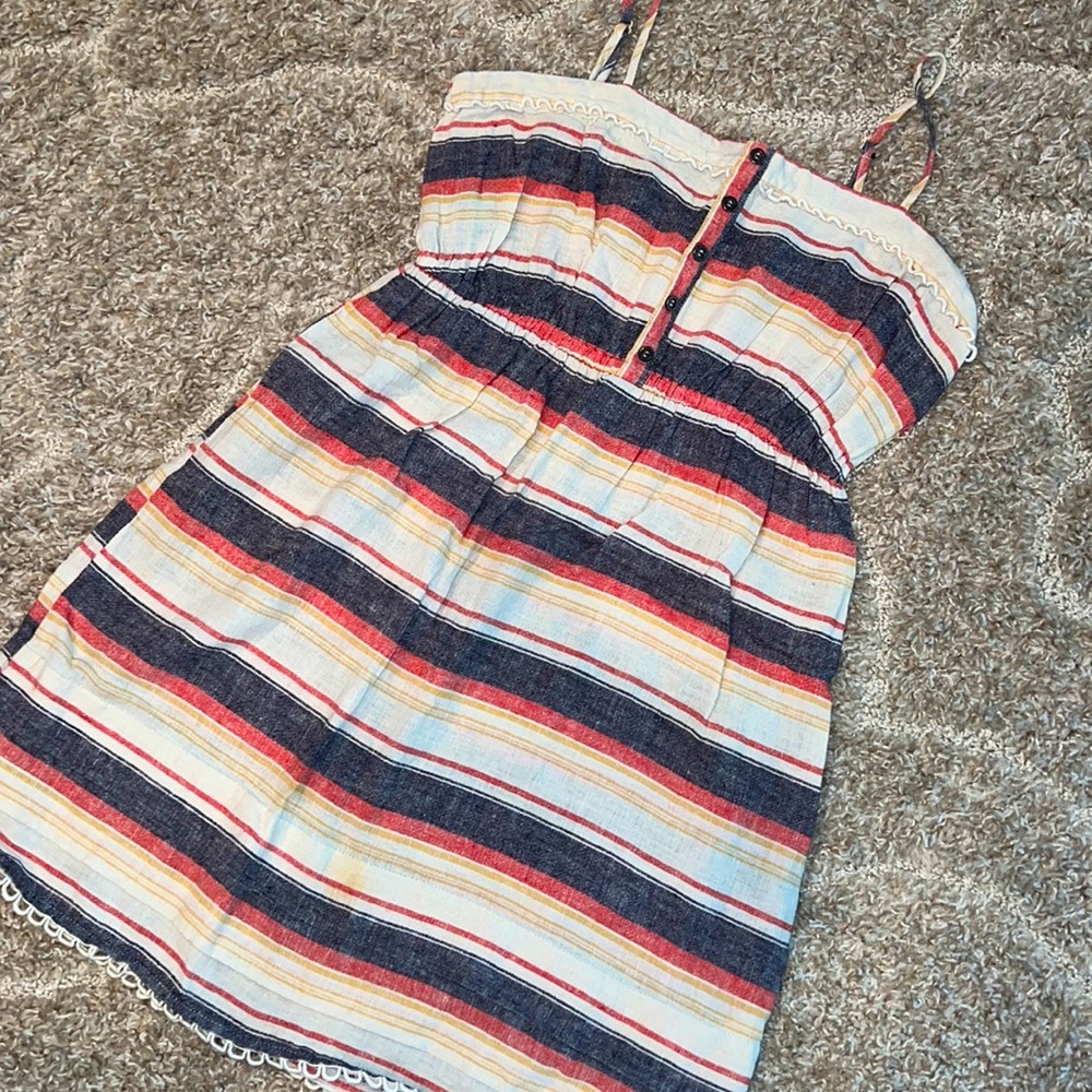 🌸 Quiksilver dress medium 🌸